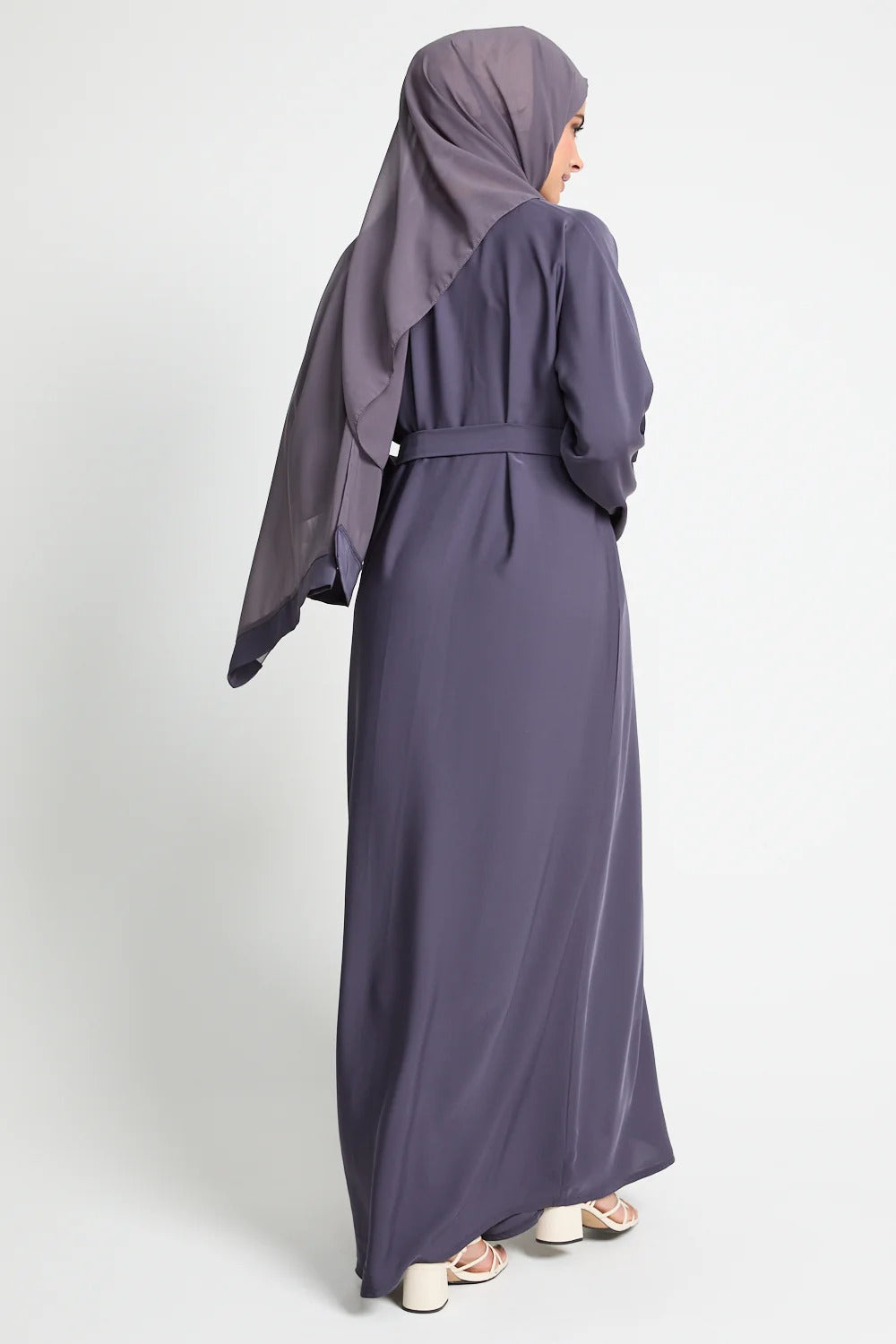 Premium Plain Closed Abaya - Purple Ash
